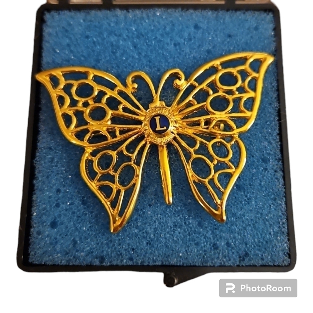 VTG Goldtone Lion’s Club International Large Ladies Butterfly Brooch